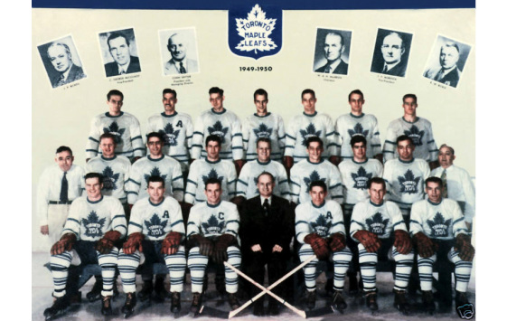  Tim Horton hockey card (Toronto Maple Leafs) 2000